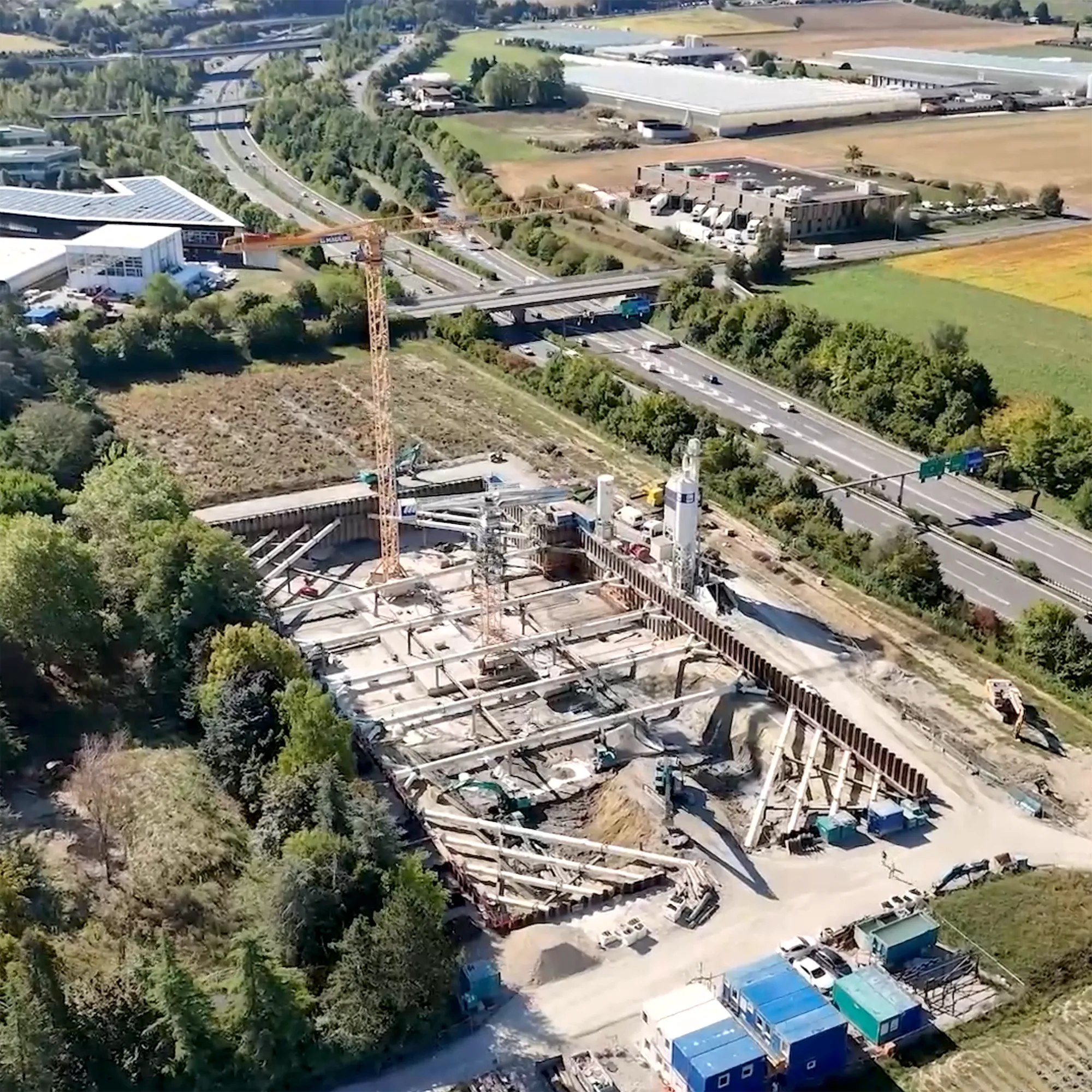 Vue aérienne du chantier de la coopérative COOFIFI.