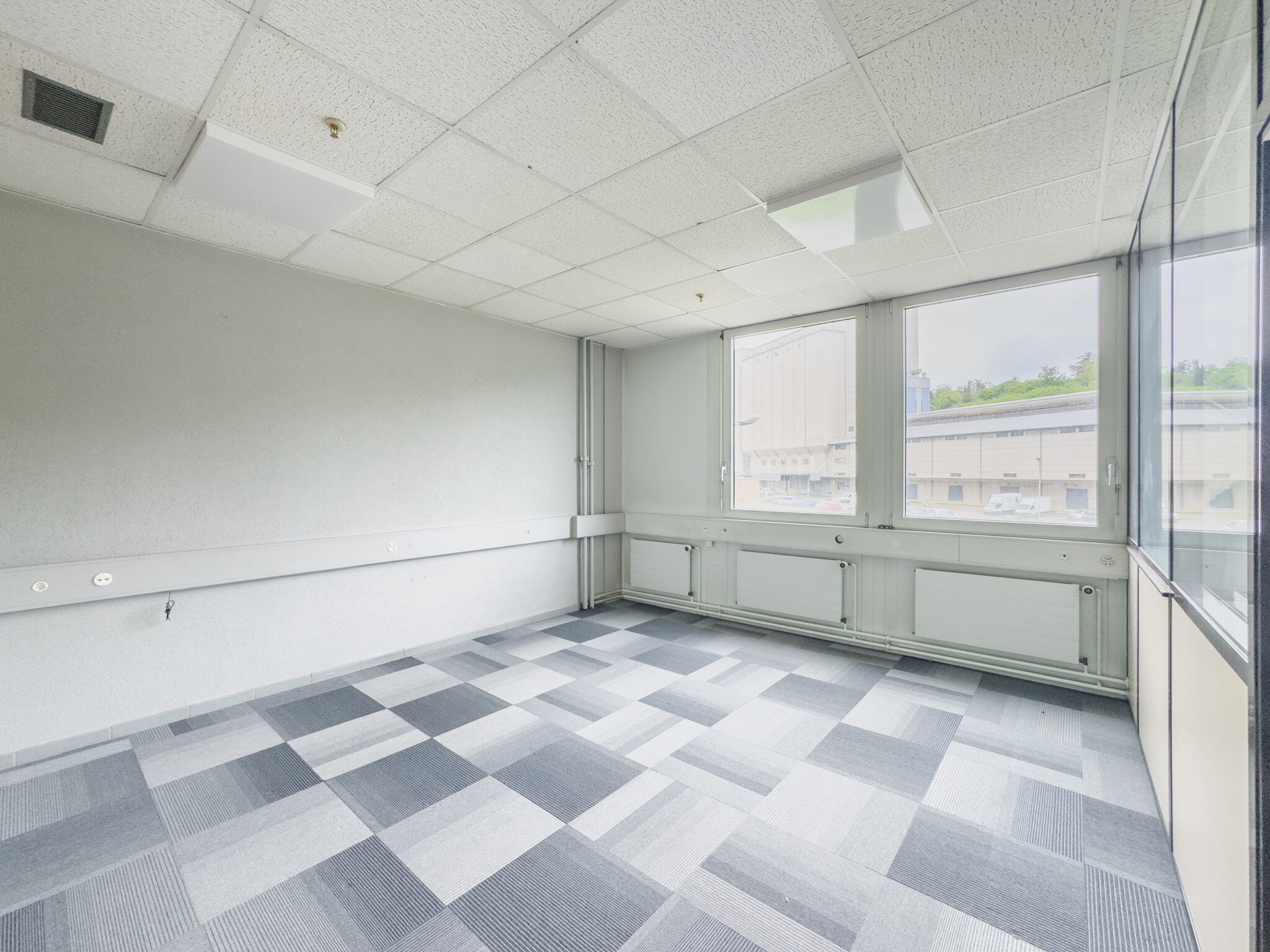 Atelier à louer – 314 m² – PAV – Jeunes 5D – Genève-Plainpalais
