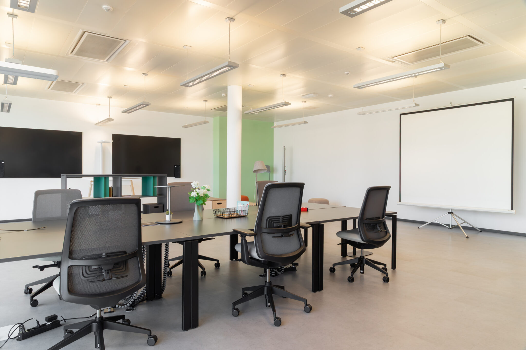 Local administratif à louer – 708 m² – PONT BUTIN – Louis-Hubert 3 – Lancy