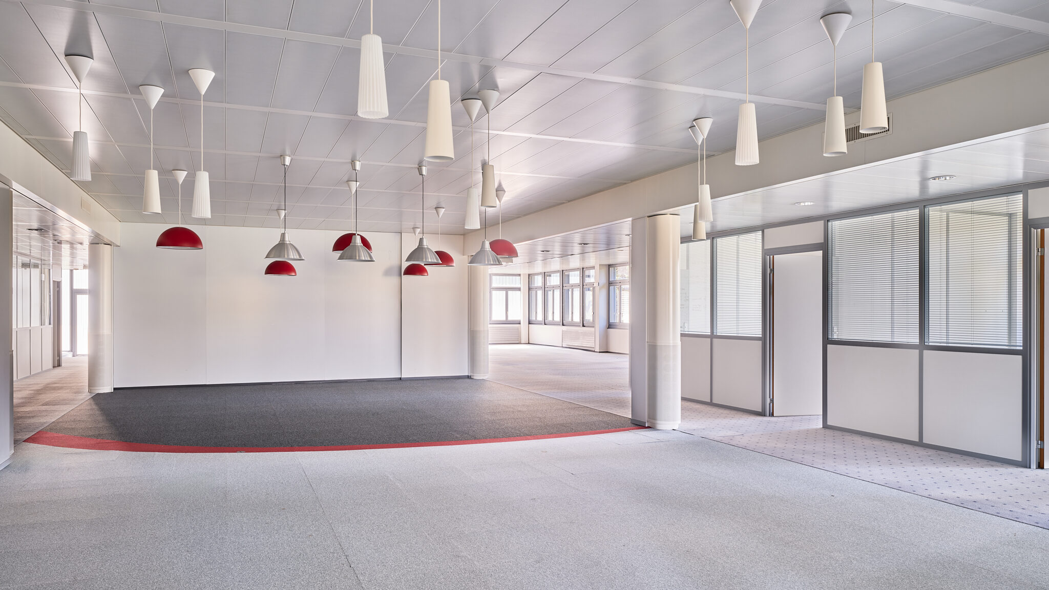 Atelier à louer – 2884 m² – ZIMEYSA – Veyrot 11 – Meyrin