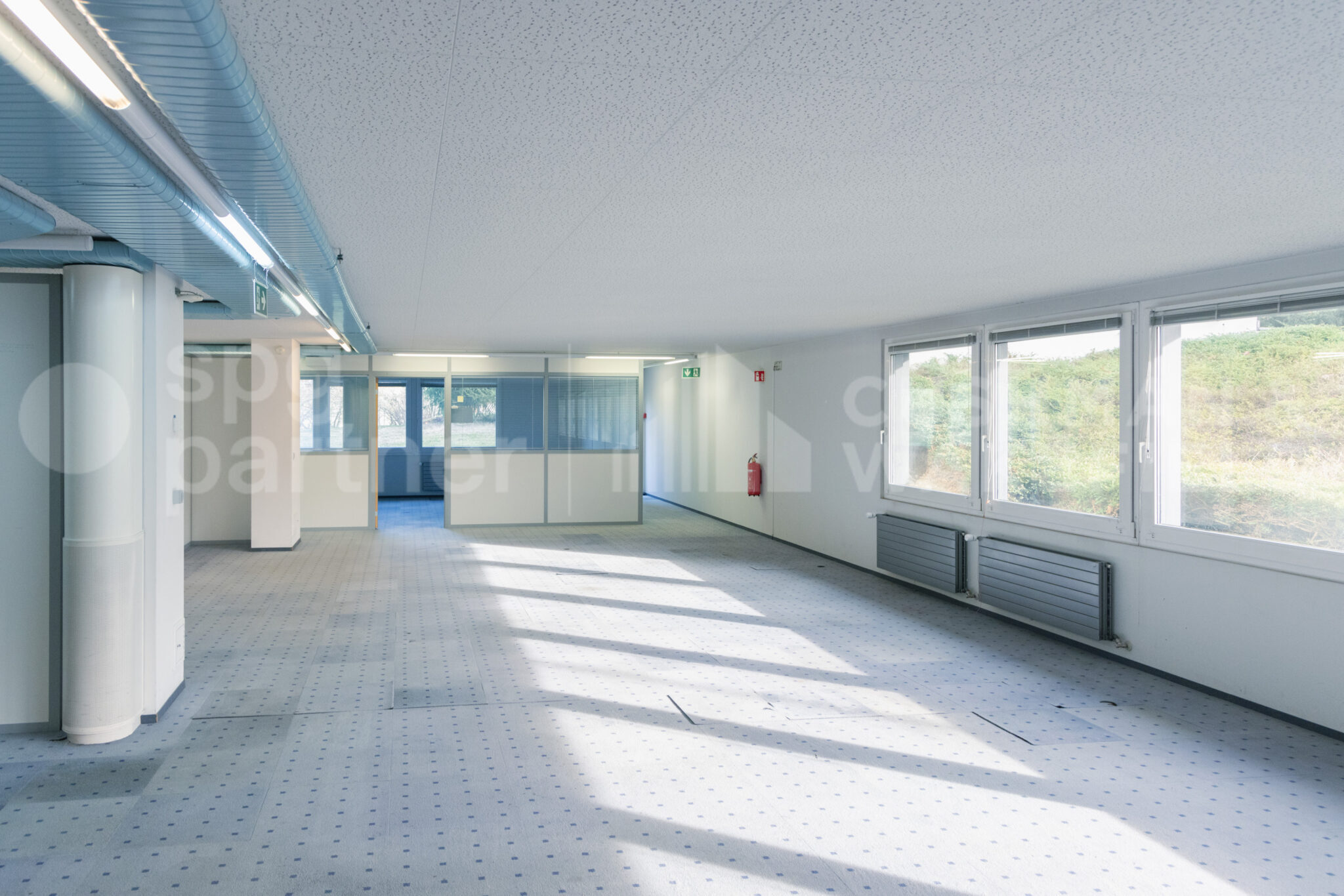 Local administratif à louer – 2800 m² – ZIMEYSA – Veyrot 11 – Meyrin