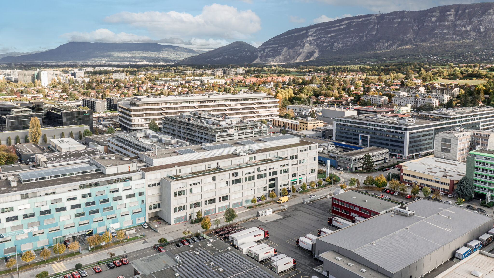 Local administratif à louer – 275 m² – ZIPLO – Pré-Fleuri 3 – Plan-Les-Ouates